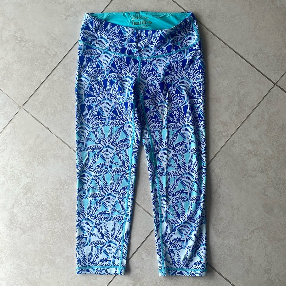 Excellent condition Lilly Pulitzer yoga pants.